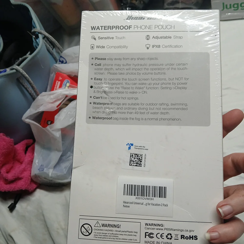Hiearcool two-pack universal waterproof phone pouch.